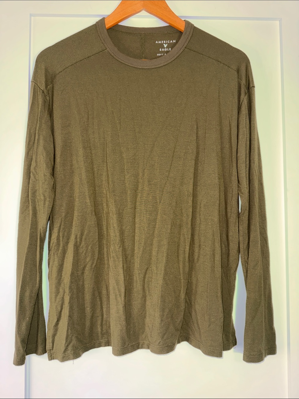 American Eagle Outfitters Olive Green Super Soft Long Sleeve Crew Neck Tee Sz Md